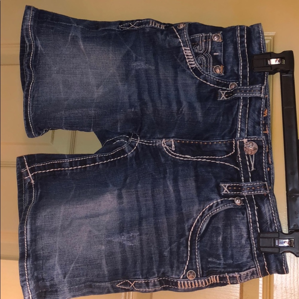 Super cute rock revival shorts